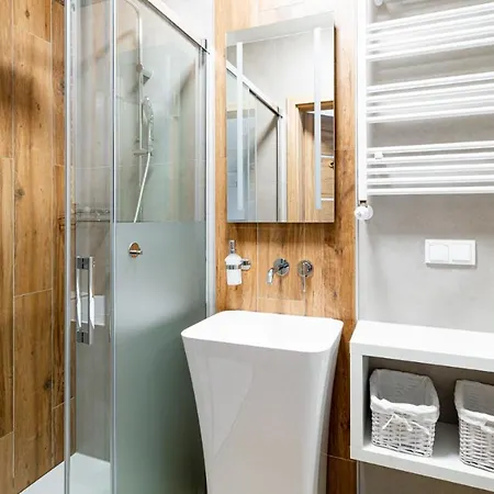 Wonder - Blisko Gor - Blisko Szlakow Turystycznych, Wyciagow, Restauracji, Deptaka *